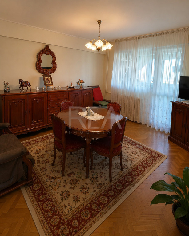 4 camere Pantelimon decomandat, et. 7, 89 mp