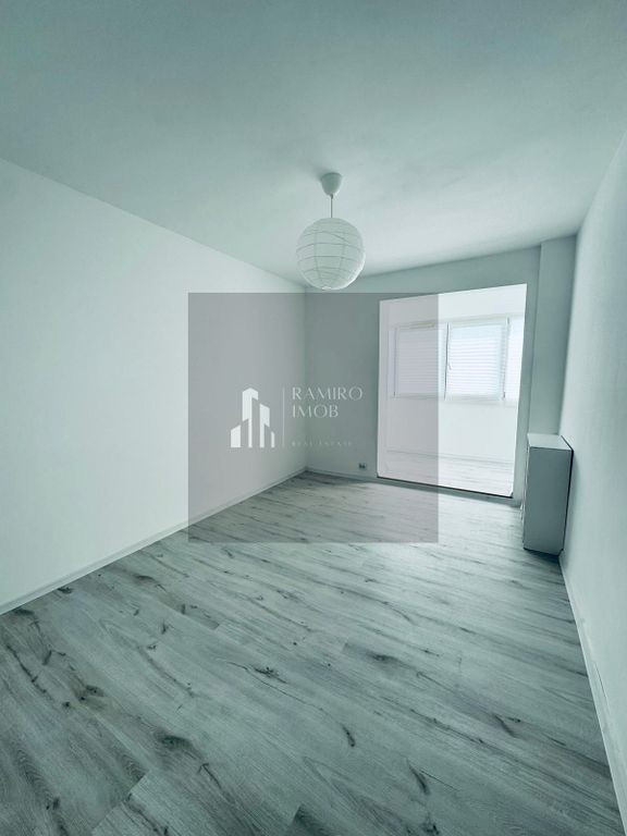 Apartament 3 camere Liviu Rebreanu / Park Lake