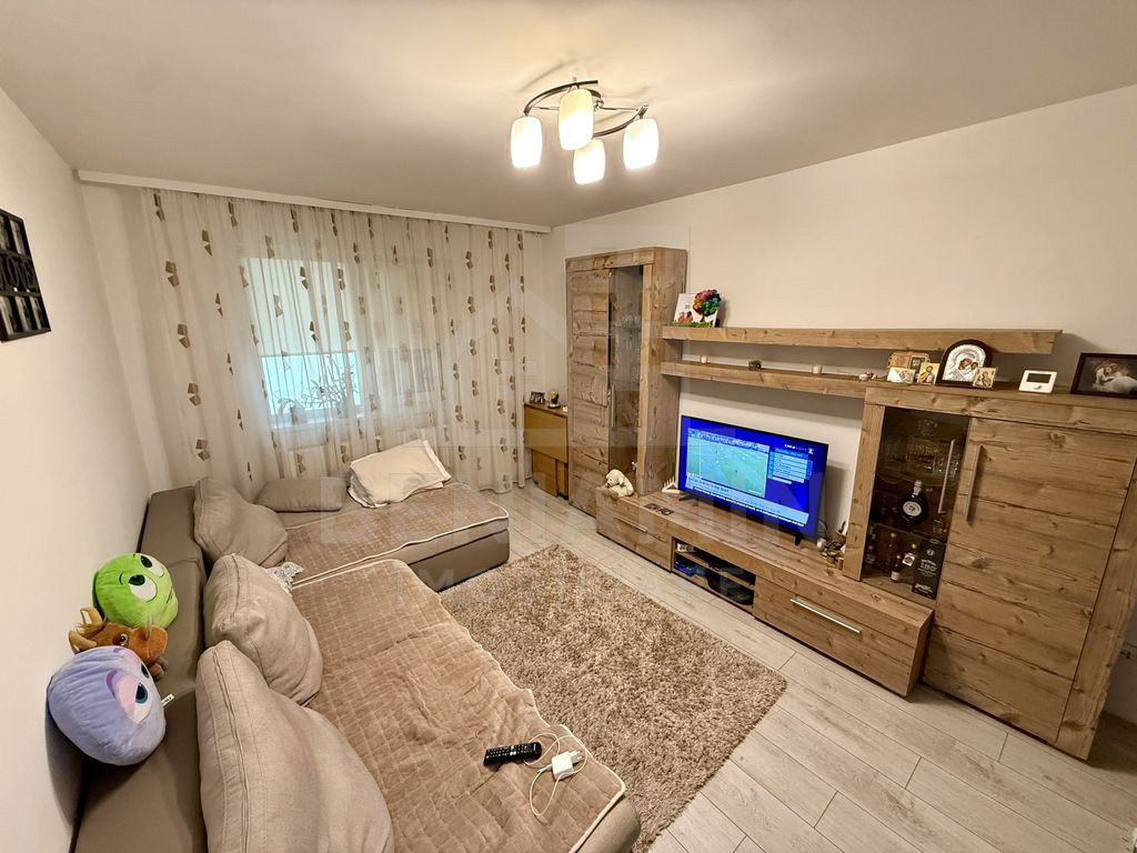 2 decomandate - Parter - Centrala - Renovat - Mobilat -Ut...