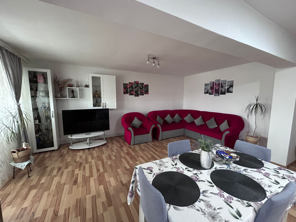 - Apartament 3 camere Dorobantilor - suprafata 80mp.