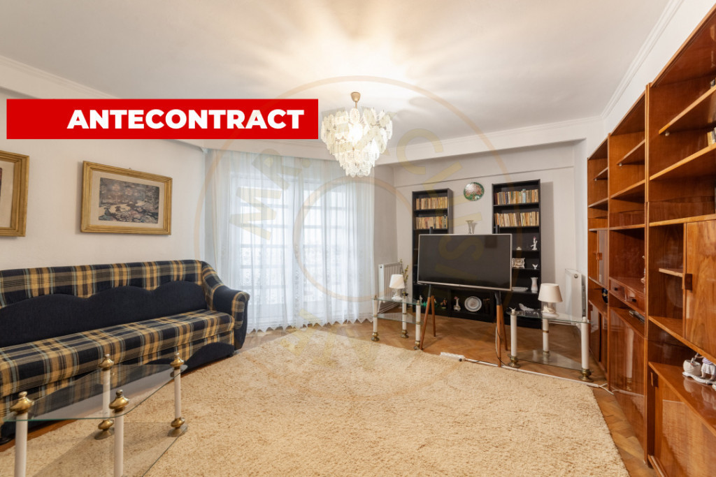 Apartament 3 camere - decomandat - 3 balcoane, etaj 3 cu lif