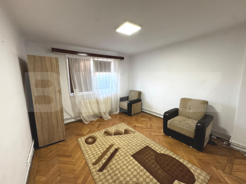 Apartament in bloc tip vila, parter, 50 mp, mobilat utilat -