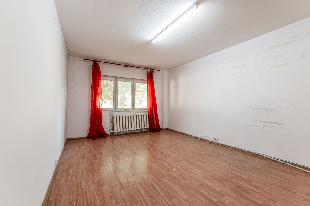 REZERVAT! Apartament 2 camere decomandat | BERMO | Banu M...