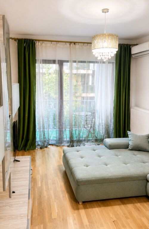 //2 CAMERE// LOC DE PARCARE// MRS SMART//