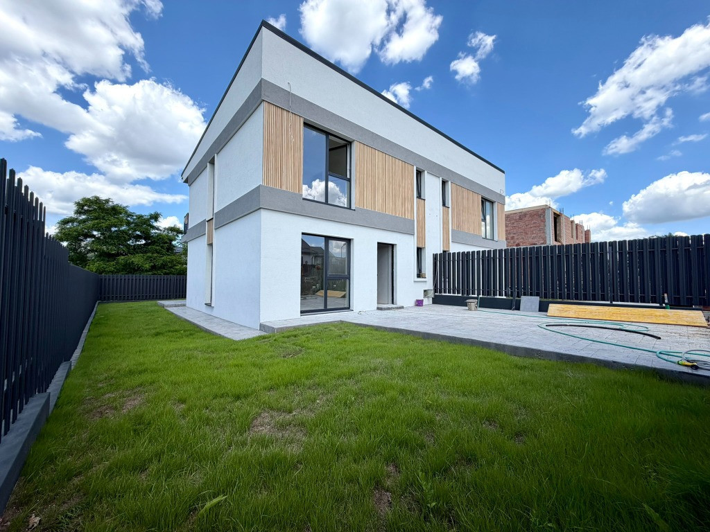 Finalizat! Casa duplex 4 camere 2 bai zona Bucium Iasi