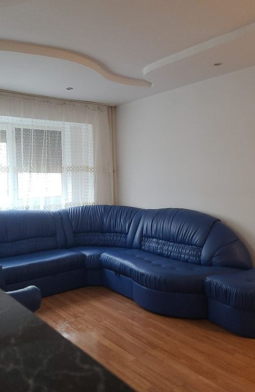 De inchiriat apartament 3 camere, Micro 20, 2100 lei