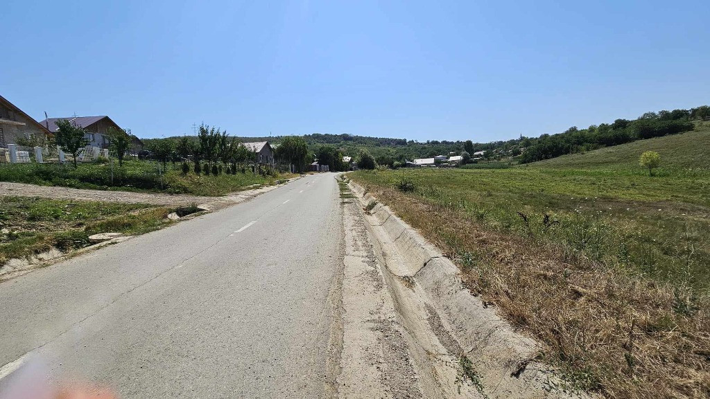 Teren intravilan , Bucium Barnova