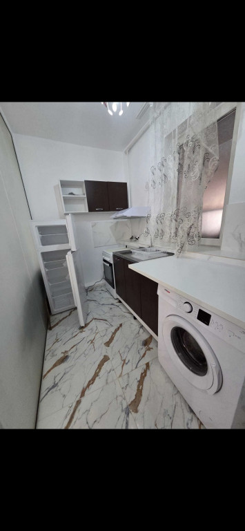 Dristor studio vila chiar la metrou