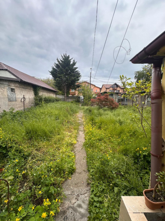 Teren intravilan de vânzare în zona Km 5 - 1.034 mp, utili