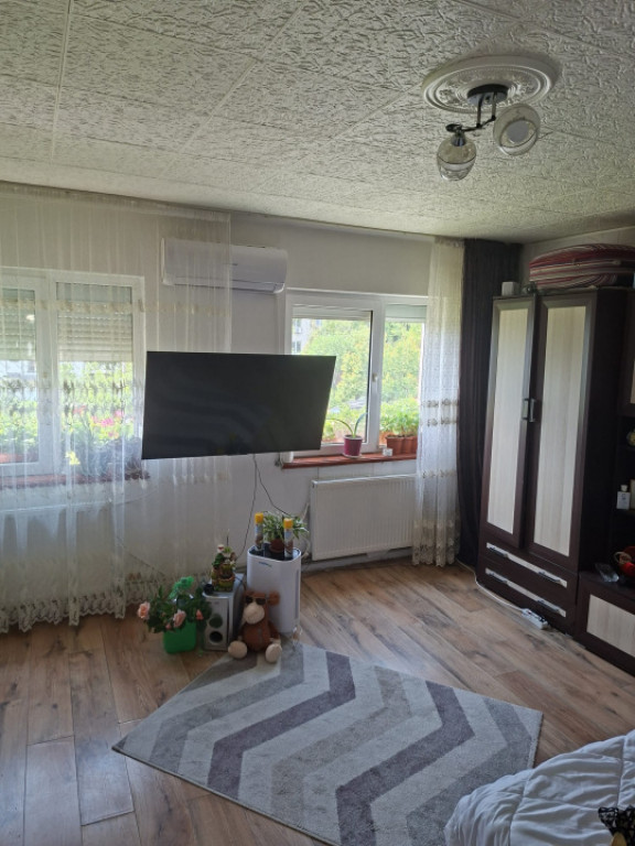 Apartament 2 camere, decomandat, 47 mp, zona Promenada Mall