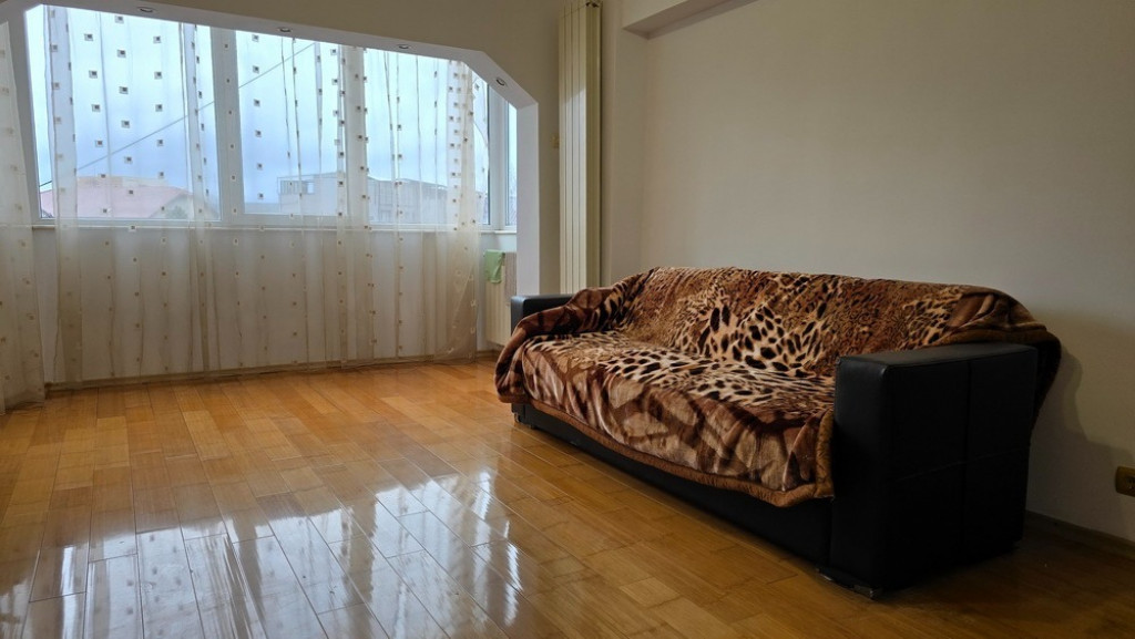 Apartament 2 camere in Deva, zona ultracentrala Decebal-Maniu