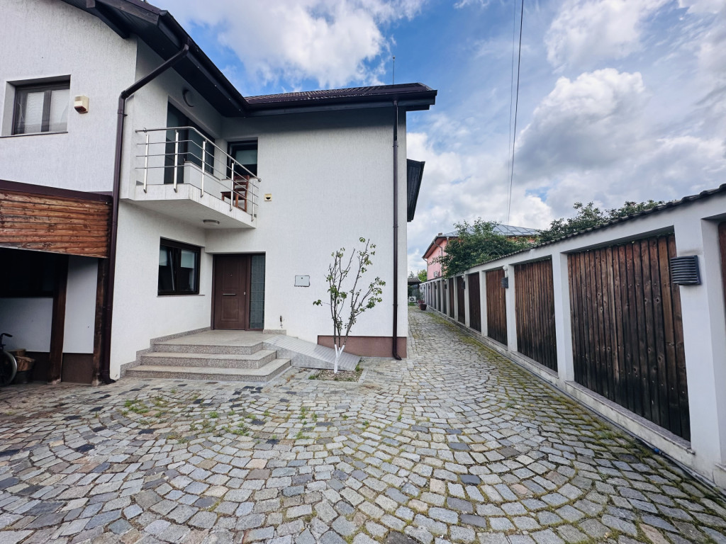 Vila exclusivista 388 mp construiti, 570 mp teren , piscina