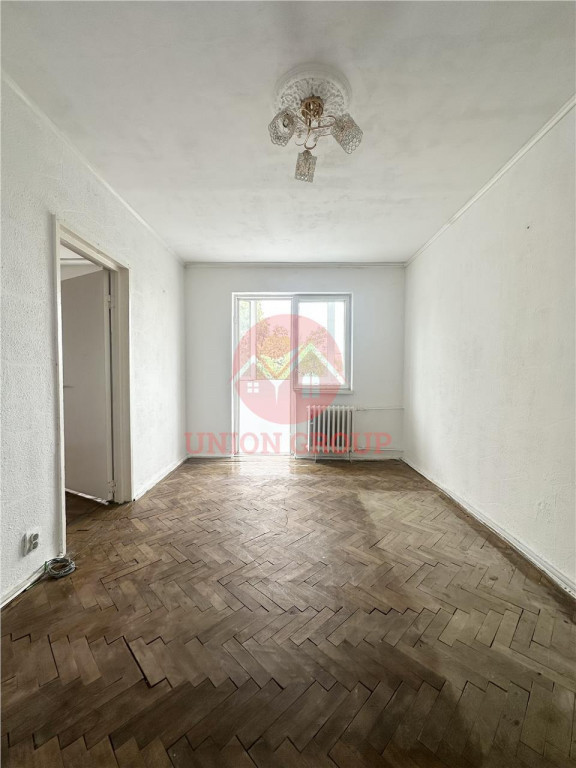 Apartament 2 Camere Semidecomandat, Etaj Intermediar, Tomis