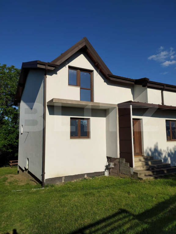 Casă individuală, 145 mp, panoramă spre Iași, zona Hlinc