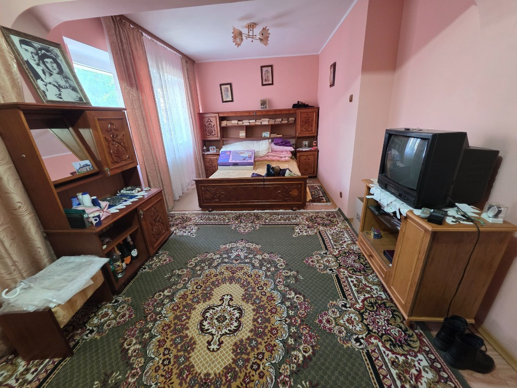 Apartament 4 camere Progresu Etaj 1