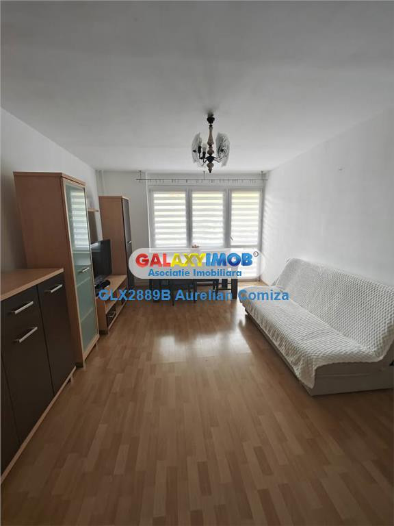 Garsoniera pentru inchiriat Obor/sp 28/etaj 3/mobilata/utila