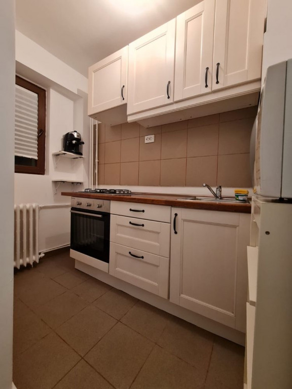 Iancului ritmului etaj 8
