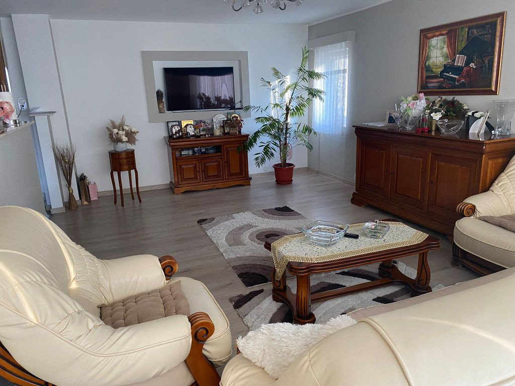 Apartament 3 camere Trocadero