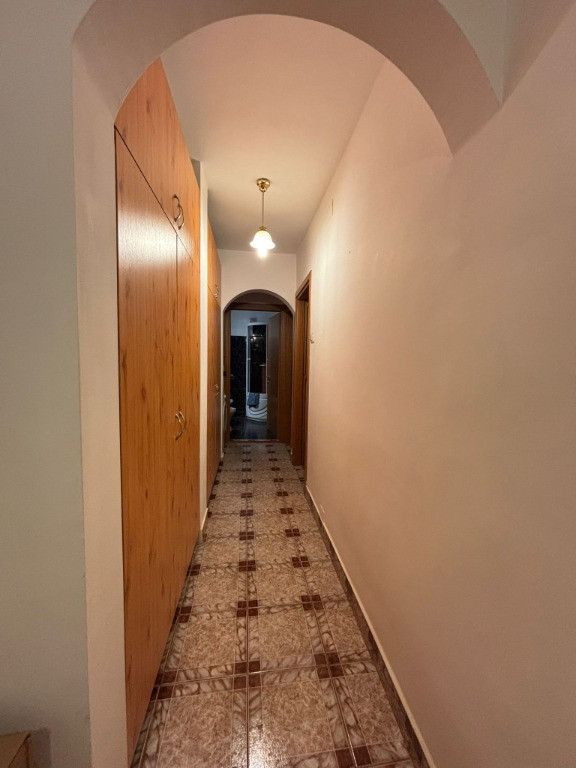 Apartament 3 camere decomandat-Tomesti-71 mp-bloc reabilitat
