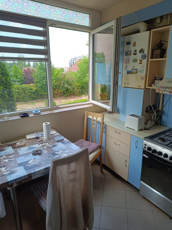 Apartament 2 camere ET 1 , zona C.Moldovei