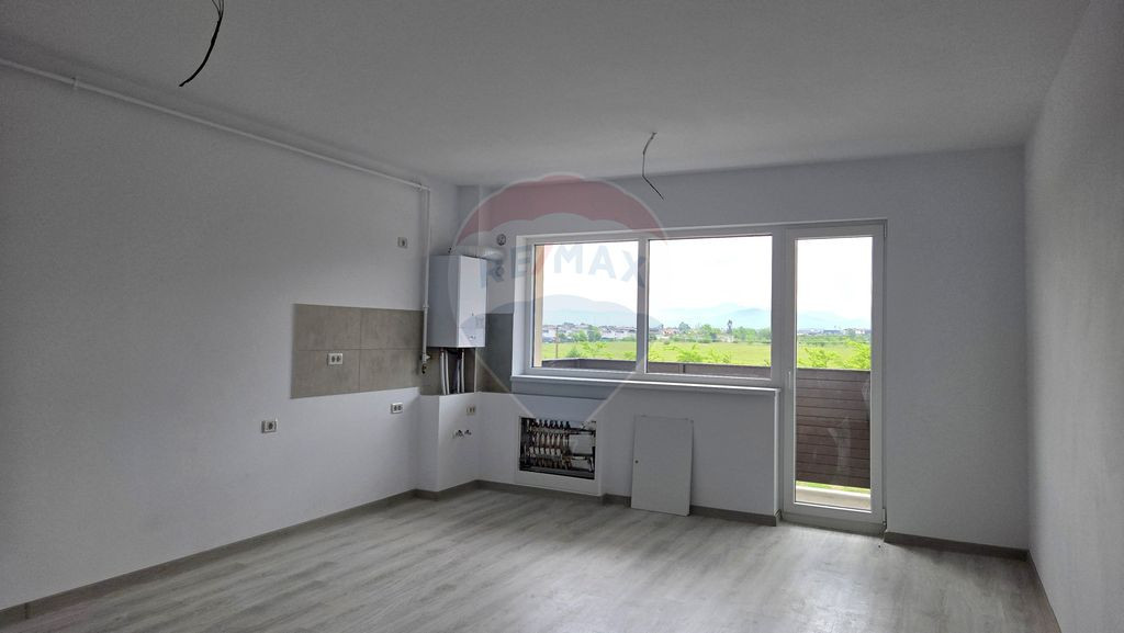 Apartament tip studio de vânzare în Sânpetru, Subcetat...