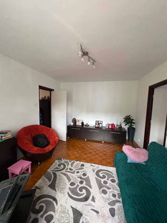 Apartament 3 camere zona ASTRA,