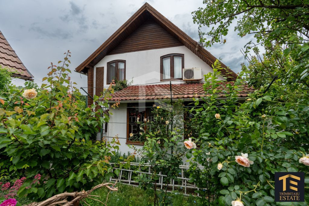 Apartament premium cu terasă mare și vedere la mare –...
