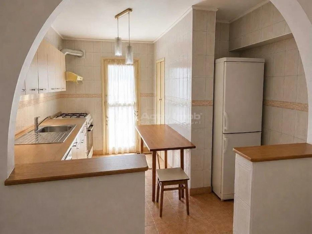 APARTAMENT 3 CAMERE RACADAU