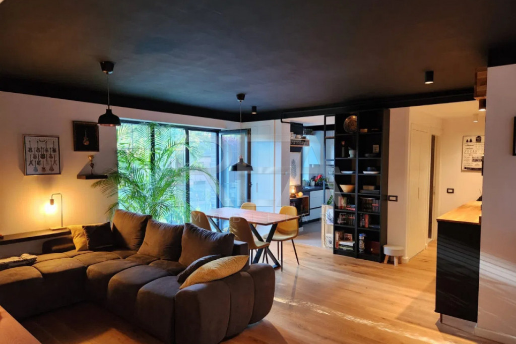 3 Camere Sunset Lakes Home