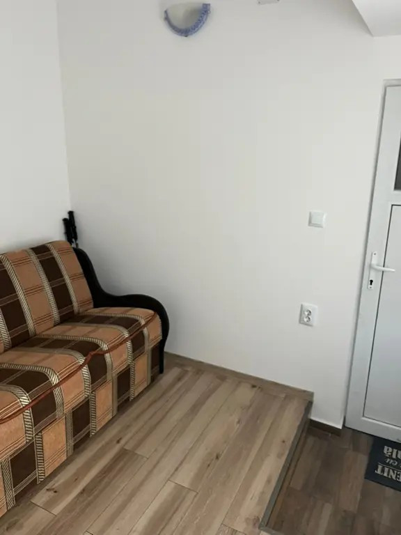 Vand apartament 3 camere Bușteni, Prahova, central