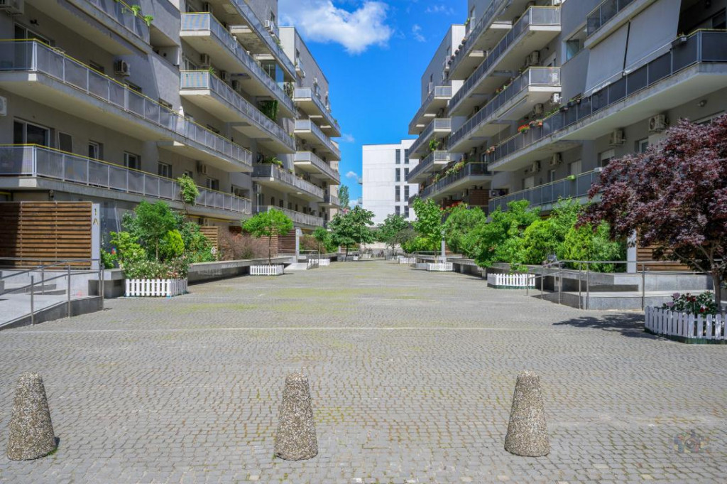 De vanzare 3 Camere Parcul Carol - Terase 23 mp - Parcare Su