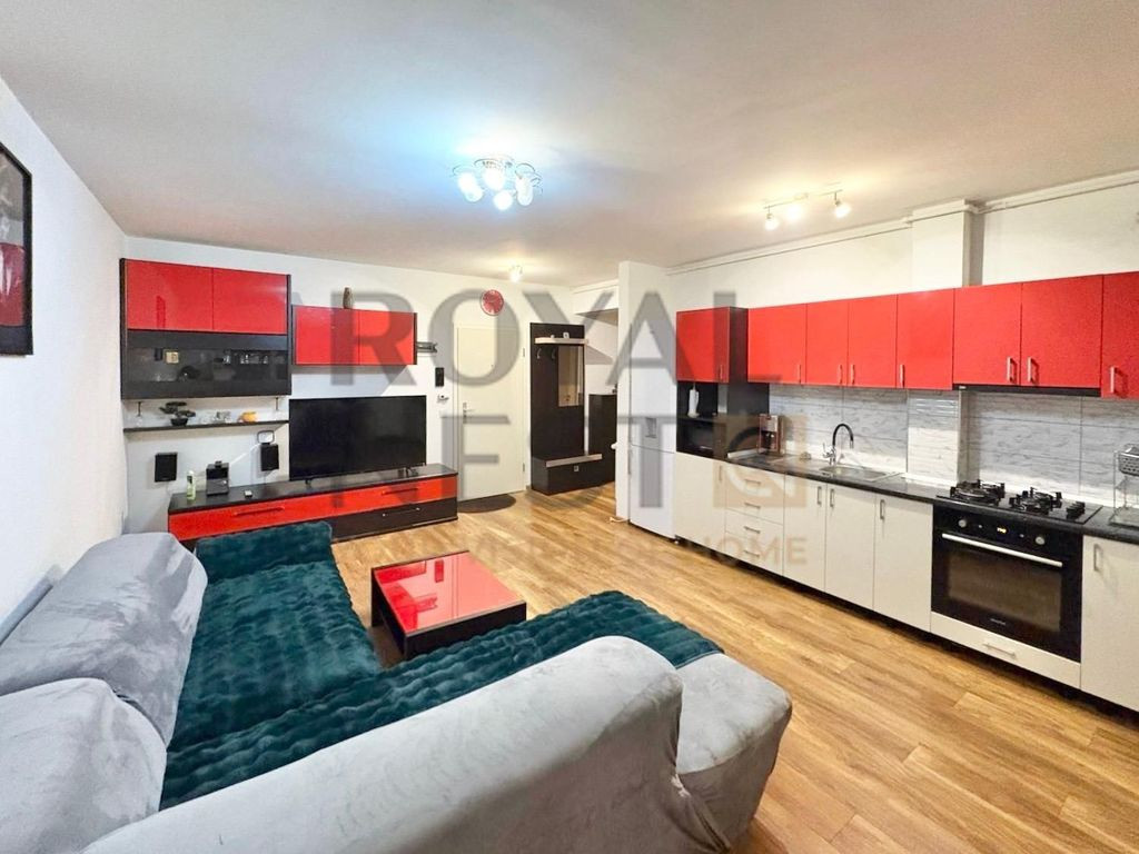De inchiriat apartament 2 camere in zona Tractorul