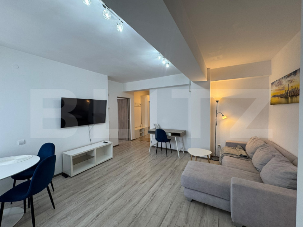 Apartament 2 camere, semidecomandat, zona: Iulius Mall