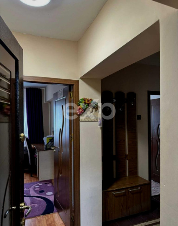 APARTAMENT 3 camere PITESTI-Gavana semidecomandat , etaj 3