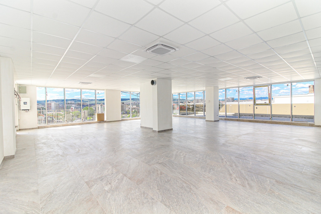 EXCLUSIV! Spatiu NOU de birouri 200 mp, imobil 2026, Auchan