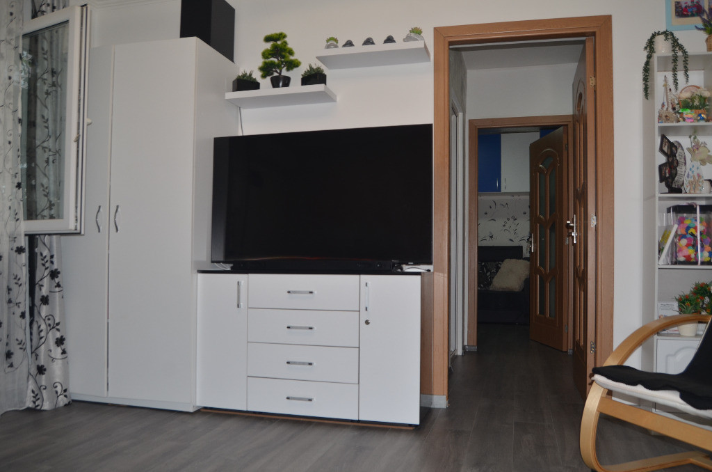 Comarnic-Apartament cu doua camere mobilat si utilat