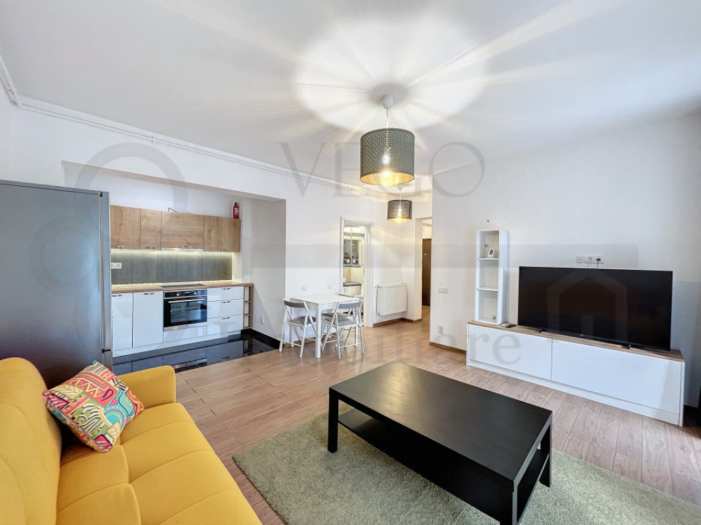 Apartament cu 3 camere, 69 mp, complet mobilat si utilat, in