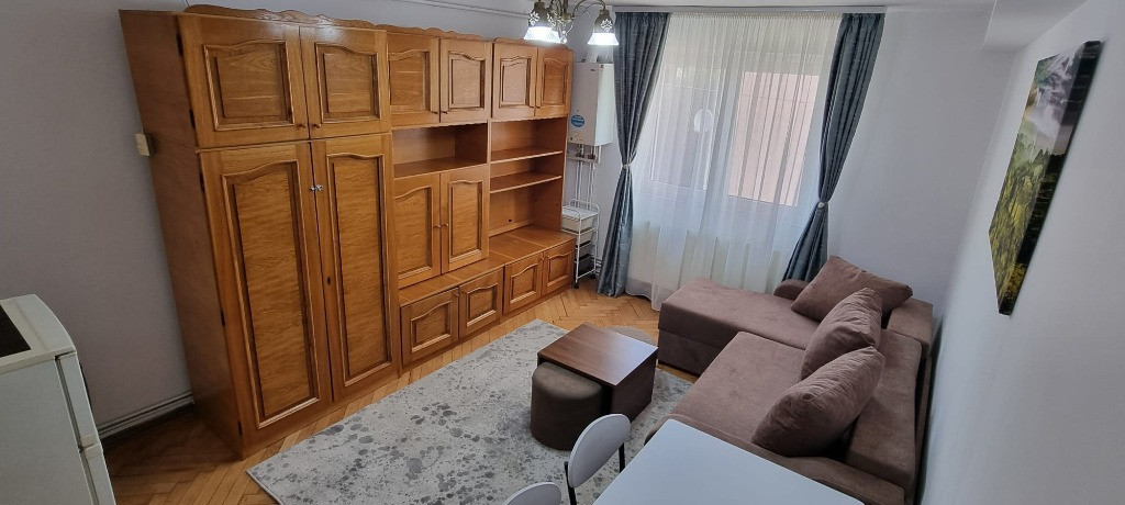 Inchiriez garsoniera utilata si mobilata, etaj 1 in Sibiu - Lazaret