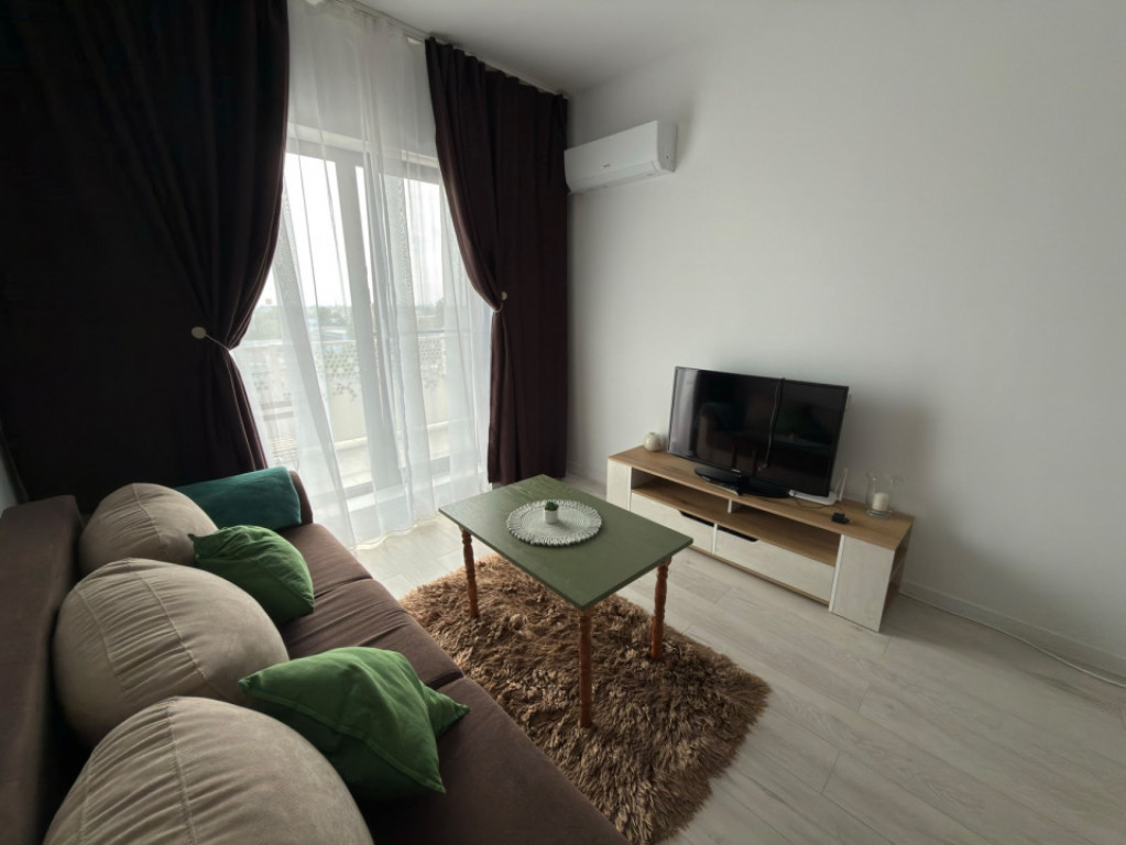 Apartament cu 2 camere, 48 mp, zona Vest - Complex VAMT