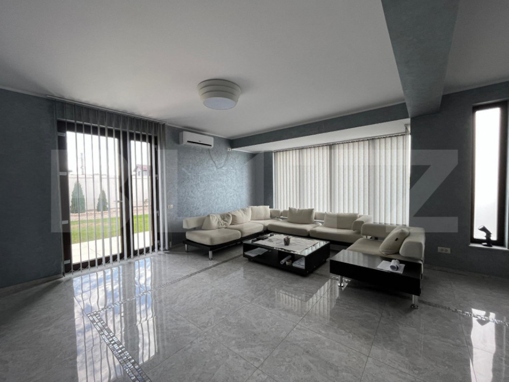 Casă P + E cu garaj, 195 mp utili, teren 599 mp, zona Ford