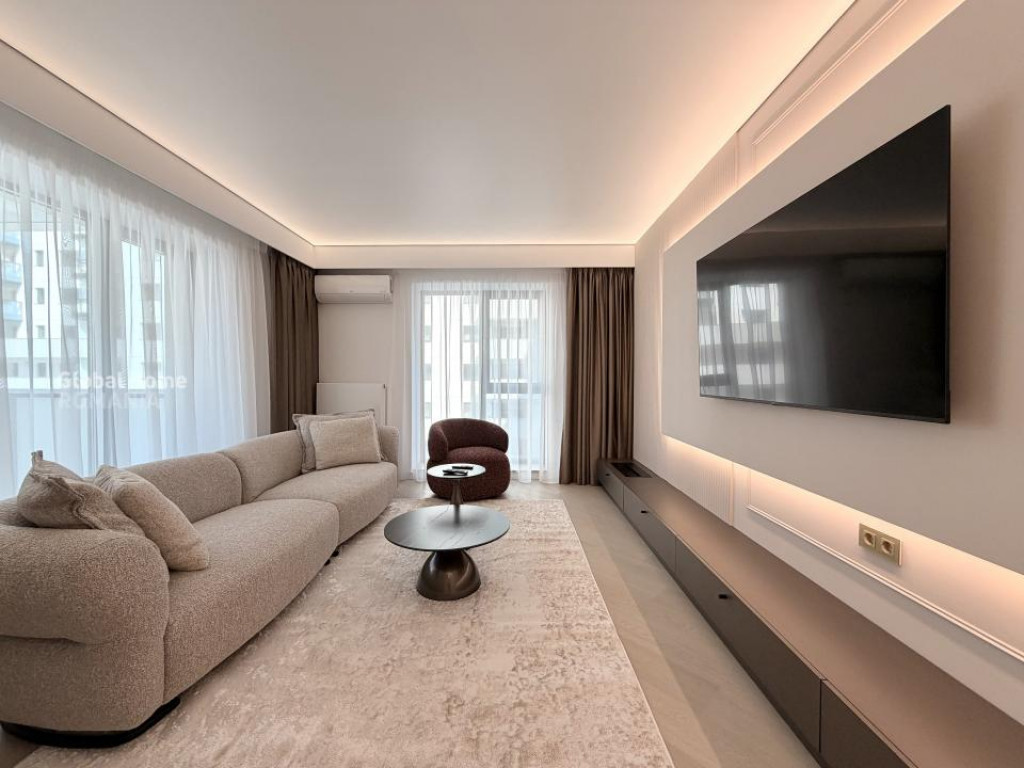 FIRST RENT | 3 Rooms Apartment + Parking + Terrace | Cortina