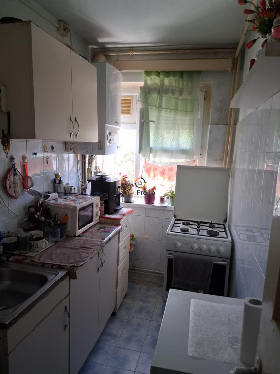 Apartament cu 4 camere / Etaj 3 / Zona Dacia