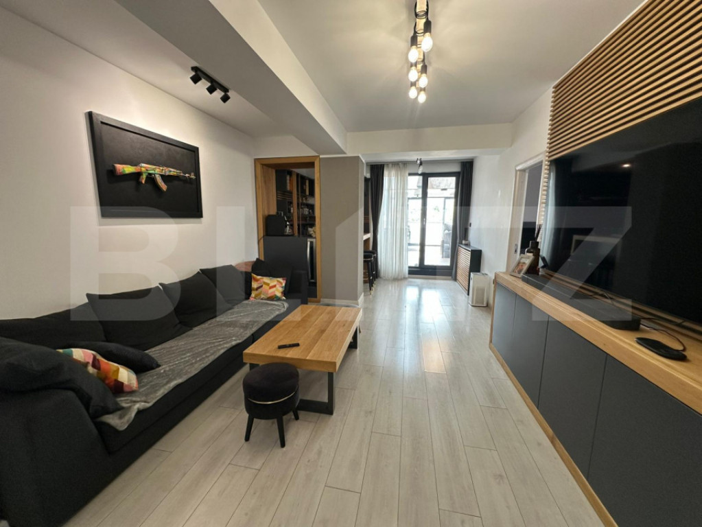 Penthouse cu terasa si jacuzzi, 75 mp, zona Valea Rosie
