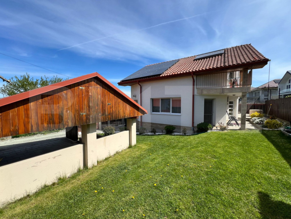 Casa 5 camere– spațiu, liniște și tehnologie verde pent