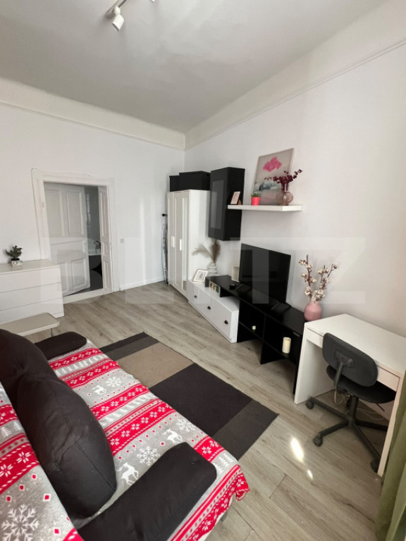 Apartament la casa, 25 mp, zona SEMI-CENTRALA!