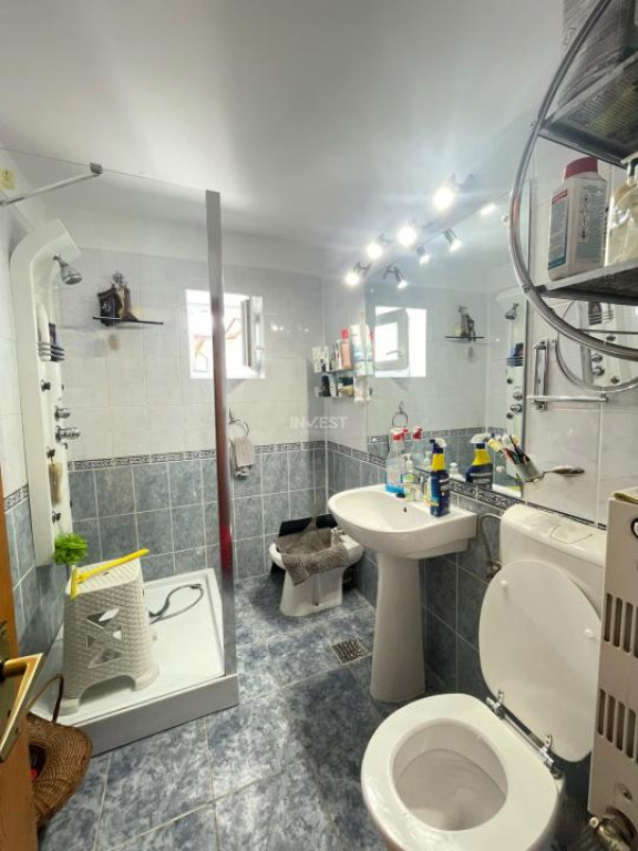 Apartament 3 camere decomandat-Tomesti-71 mp-bloc reabilitat