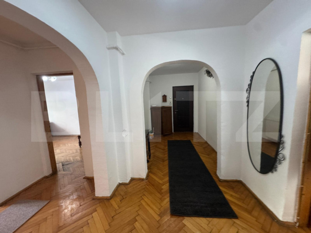 Apartament spațios de 108 mp, 4 camere decomandate, cartier