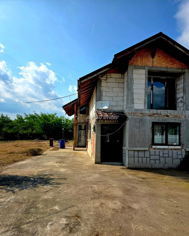 , RATE sau SCHIMB, Casa P M, teren 600 mp, Doicesti