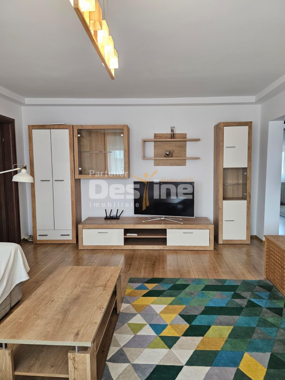 APARTAMENT 3 CAMERE | COMPLET RENOVAT ȘI MOBILAT | 73 MP |