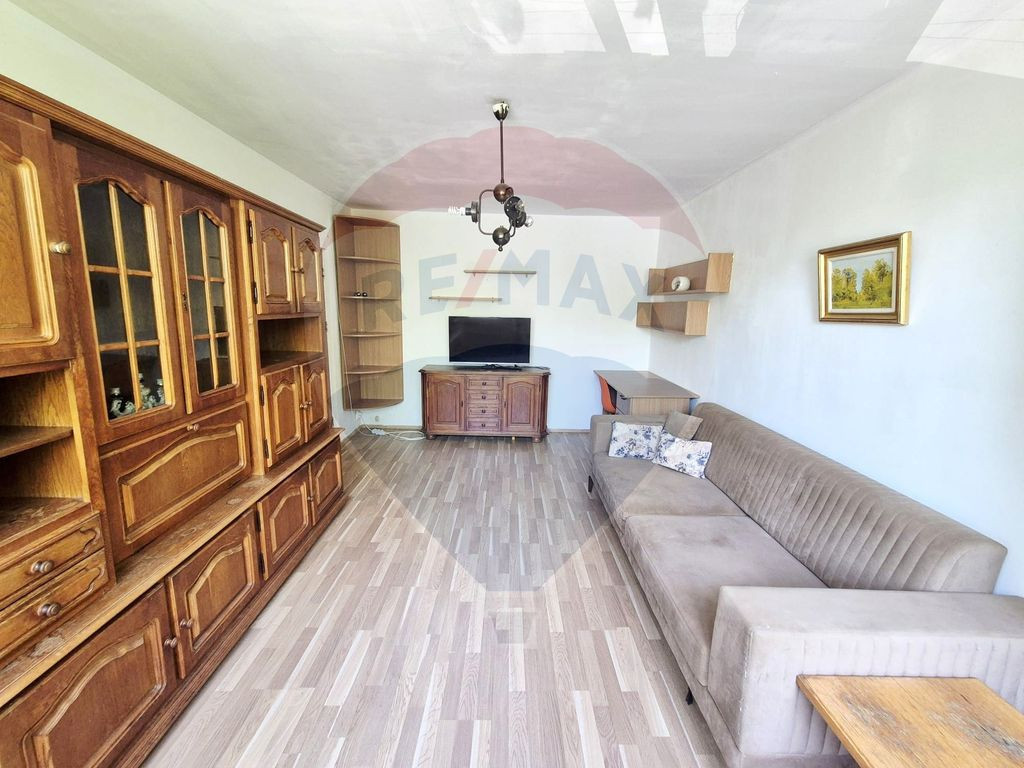 Apartament de vanzare 2 camere decomandat | Brancoveanu B...